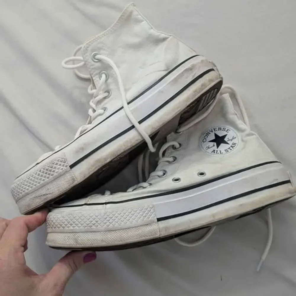 Platform Conversion Chuck Taylor Sneakers - white - Picture 2 of 5